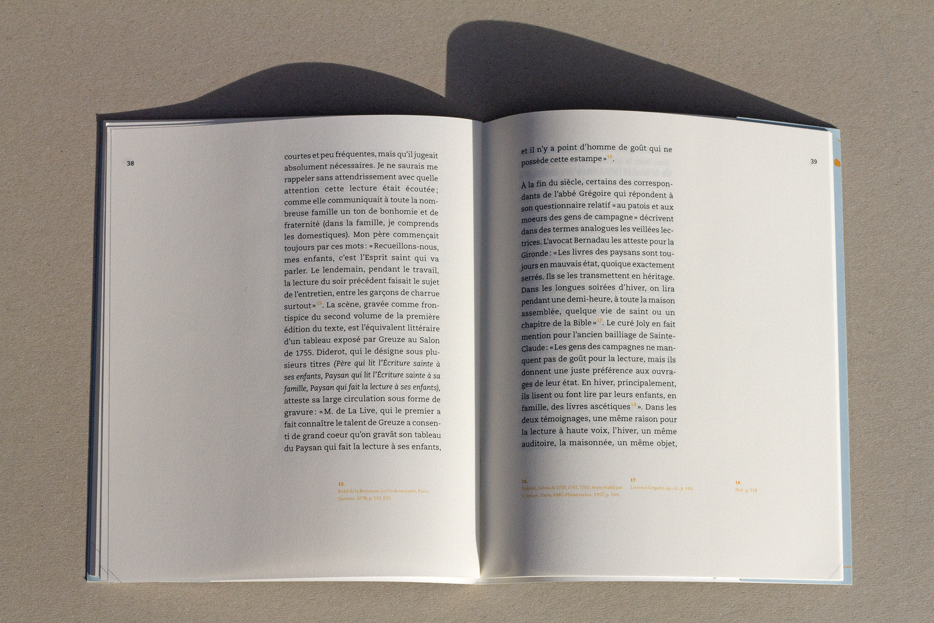 double-page édition 2 DNAT design graphique Charlotte Gauvin